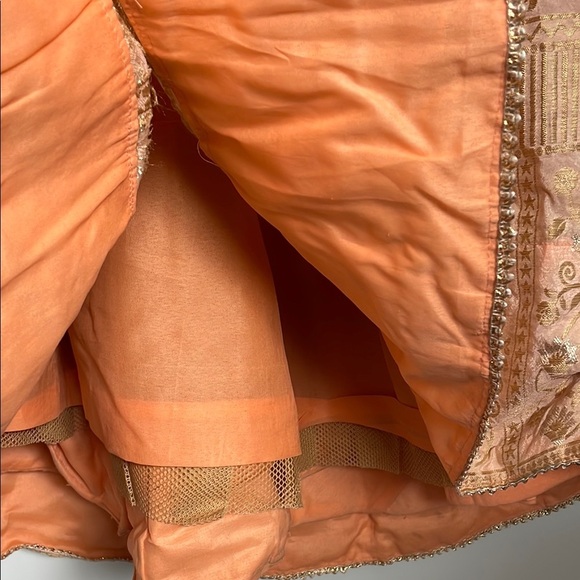 Indian/ Pakistani Magenta and peach women’s size s lehenga, traditional dress - Picture 10 of 16